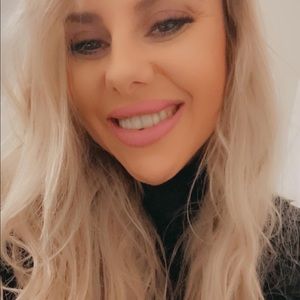 Meet your Posher, Paula